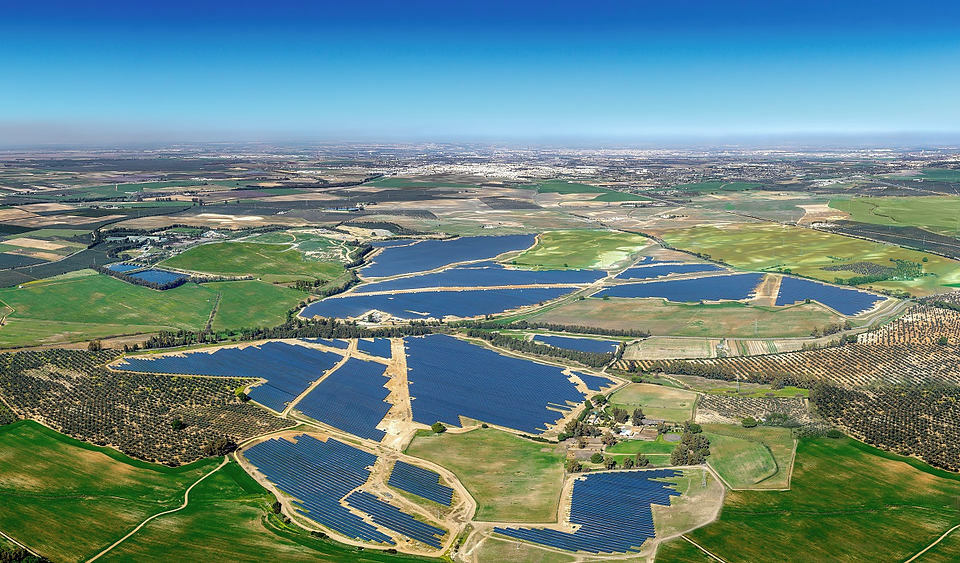 Park słoneczny „Don Rodrigo” o mocy 175 MW, południe Hiszpanii